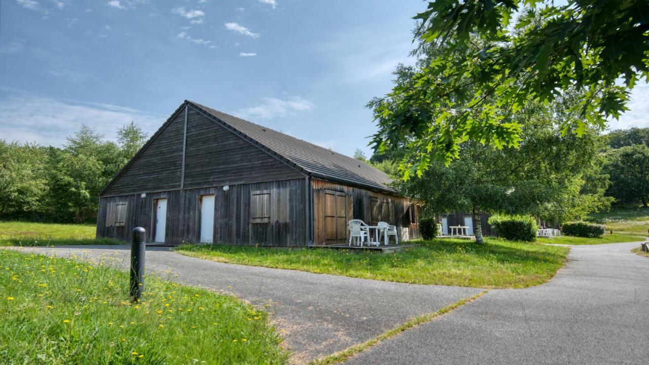 Vacanceole - Residence Le Domaine Du Bosquet Egletons Exterior photo