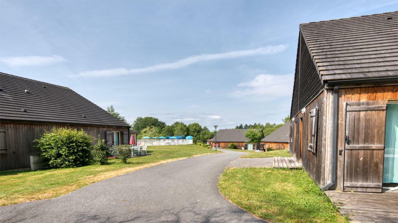 Vacanceole - Residence Le Domaine Du Bosquet Egletons Exterior photo